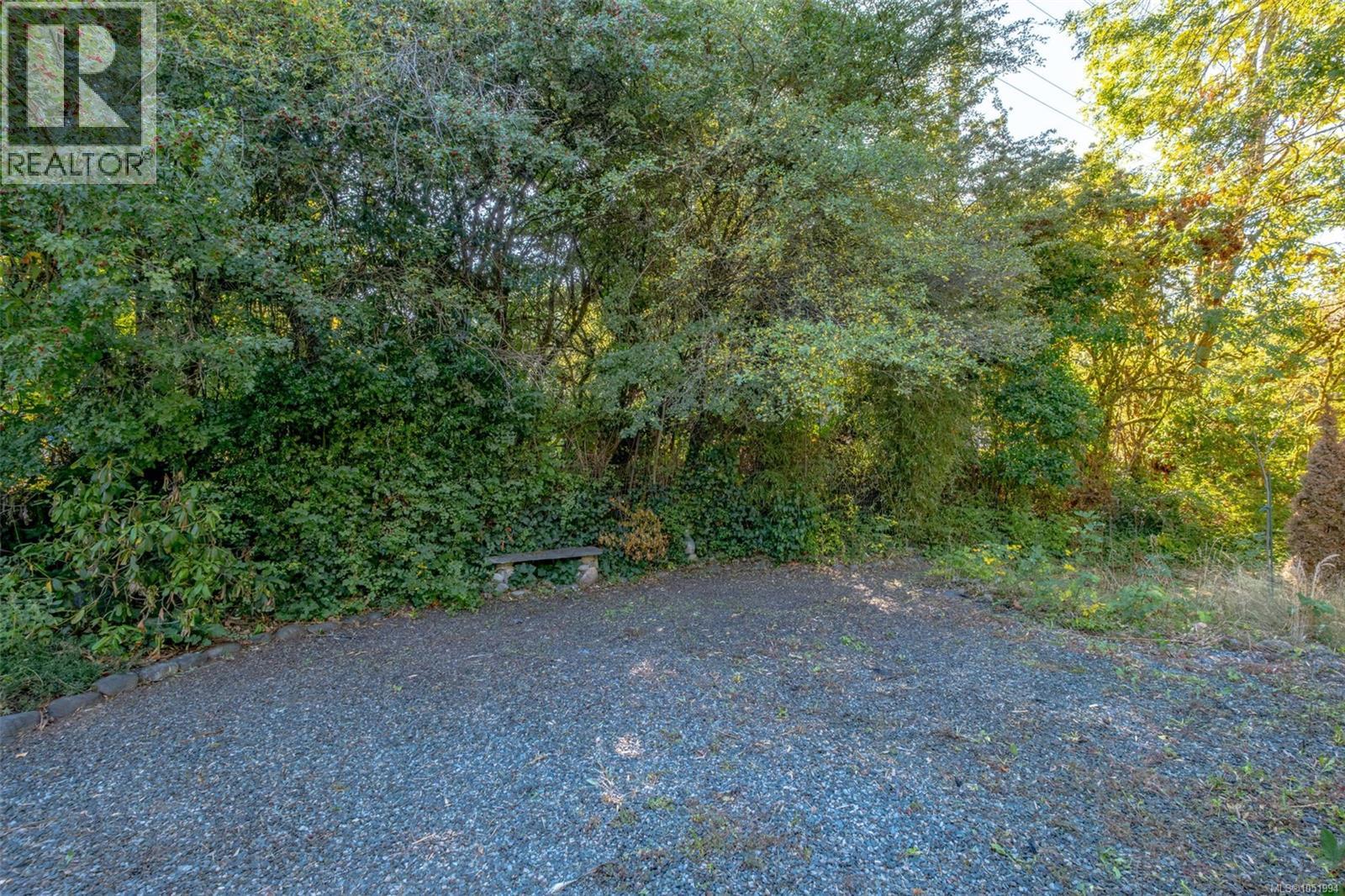 821 Park Ave Property Photo 45