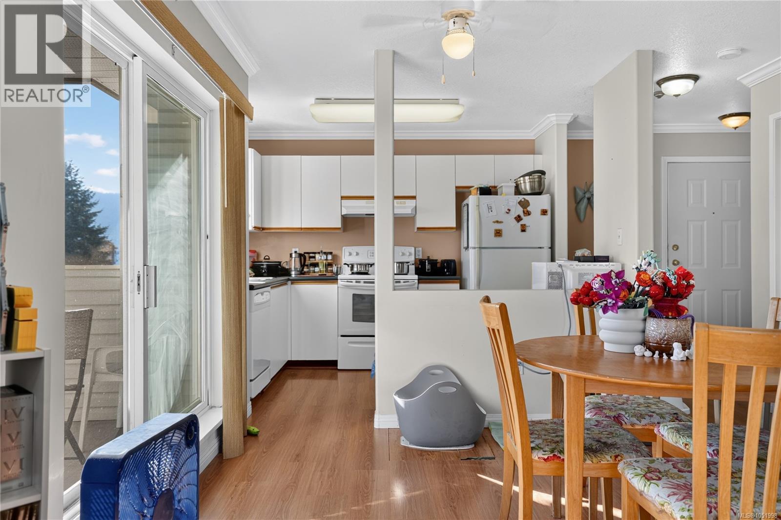 304 5170 Angus St Property Photo 18