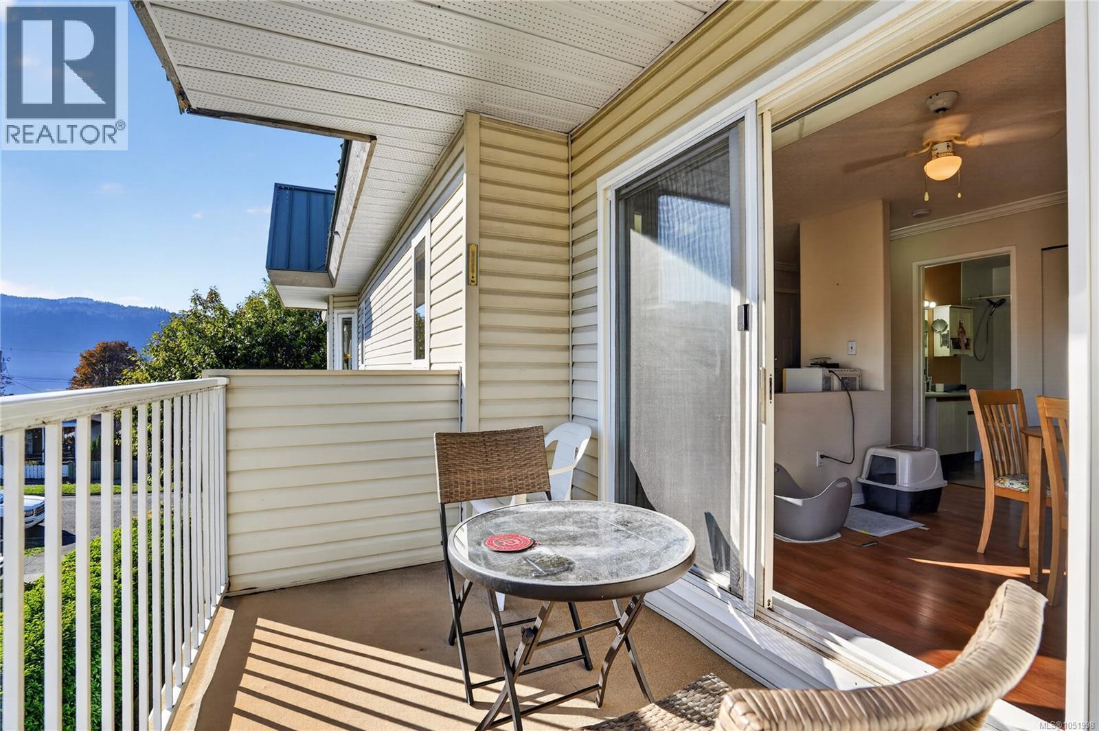 304 5170 Angus St Property Photo 22