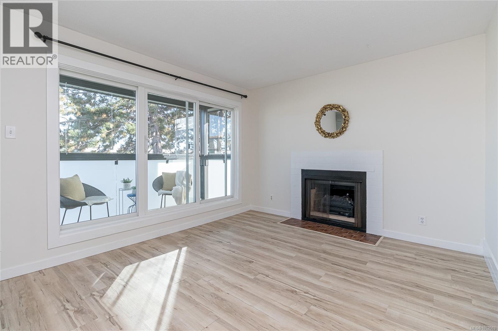 411 1619 Morrison St Property Photo 7