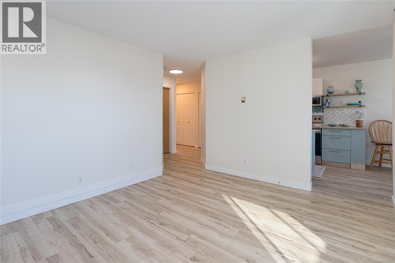 411 1619 Morrison St Property Photo 11