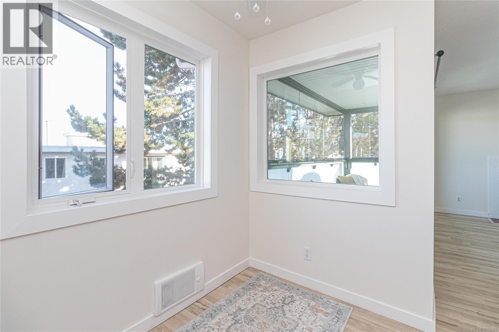 411 1619 Morrison St Property Photo 15