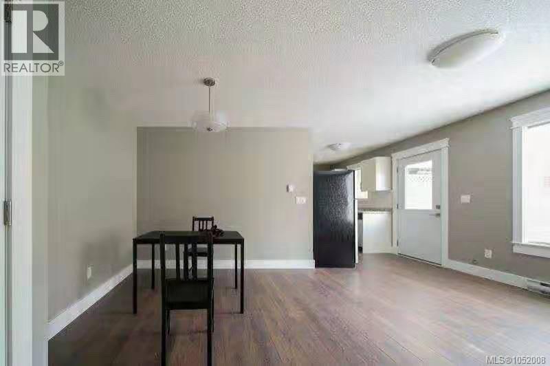 667 Abby Lane Property Photo 13
