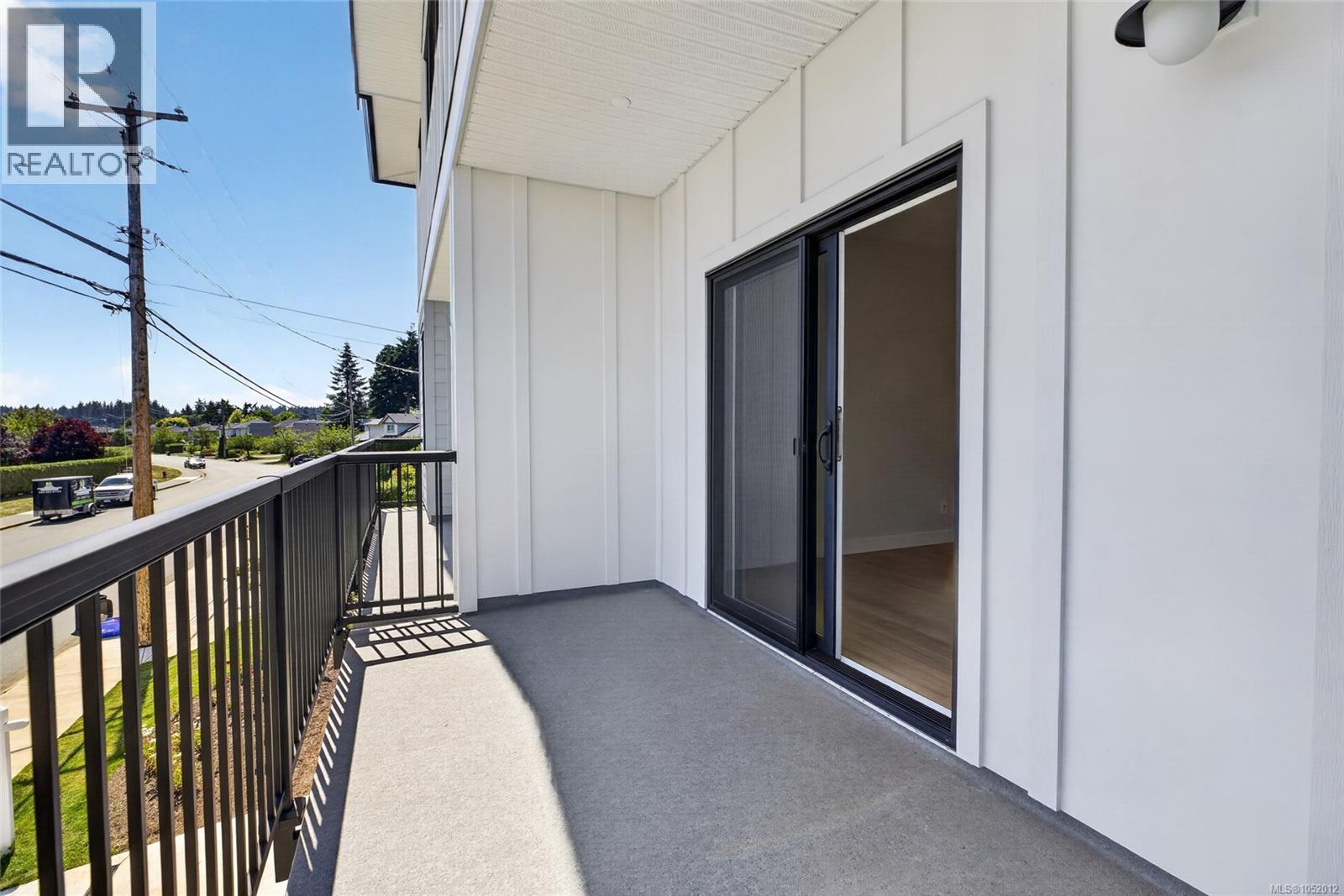 2022b Galerno Rd Property Photo 23