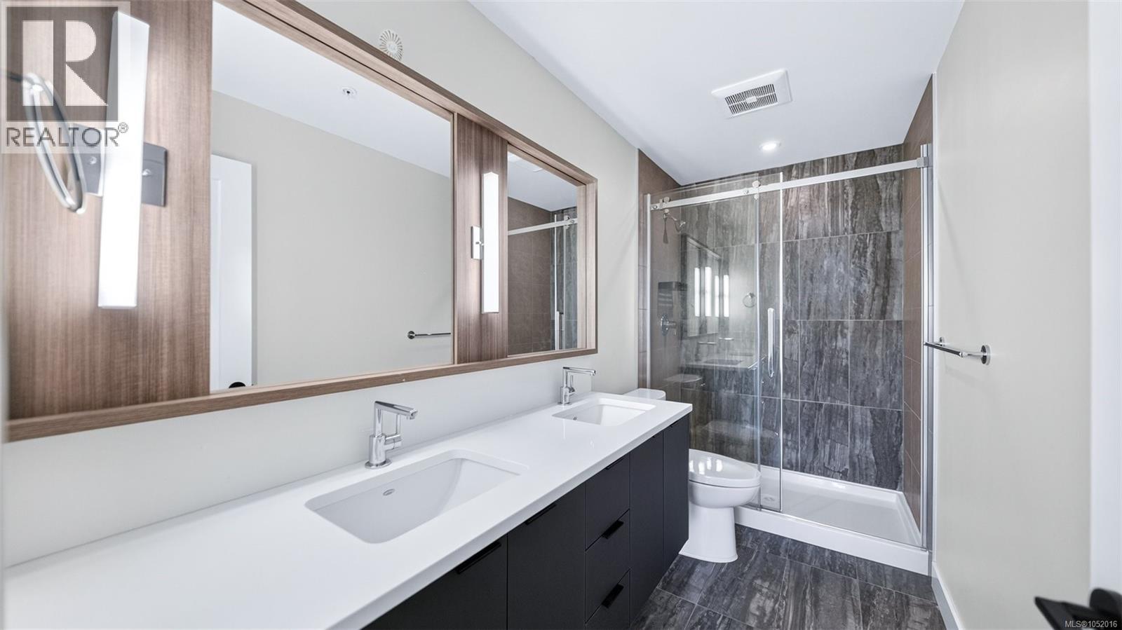 412 967 Whirlaway Cres Property Photo 23