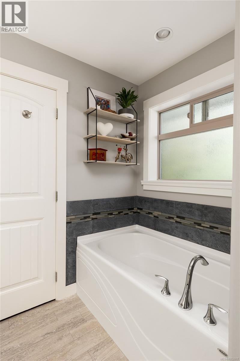 3646 Soren Pl Property Photo 22