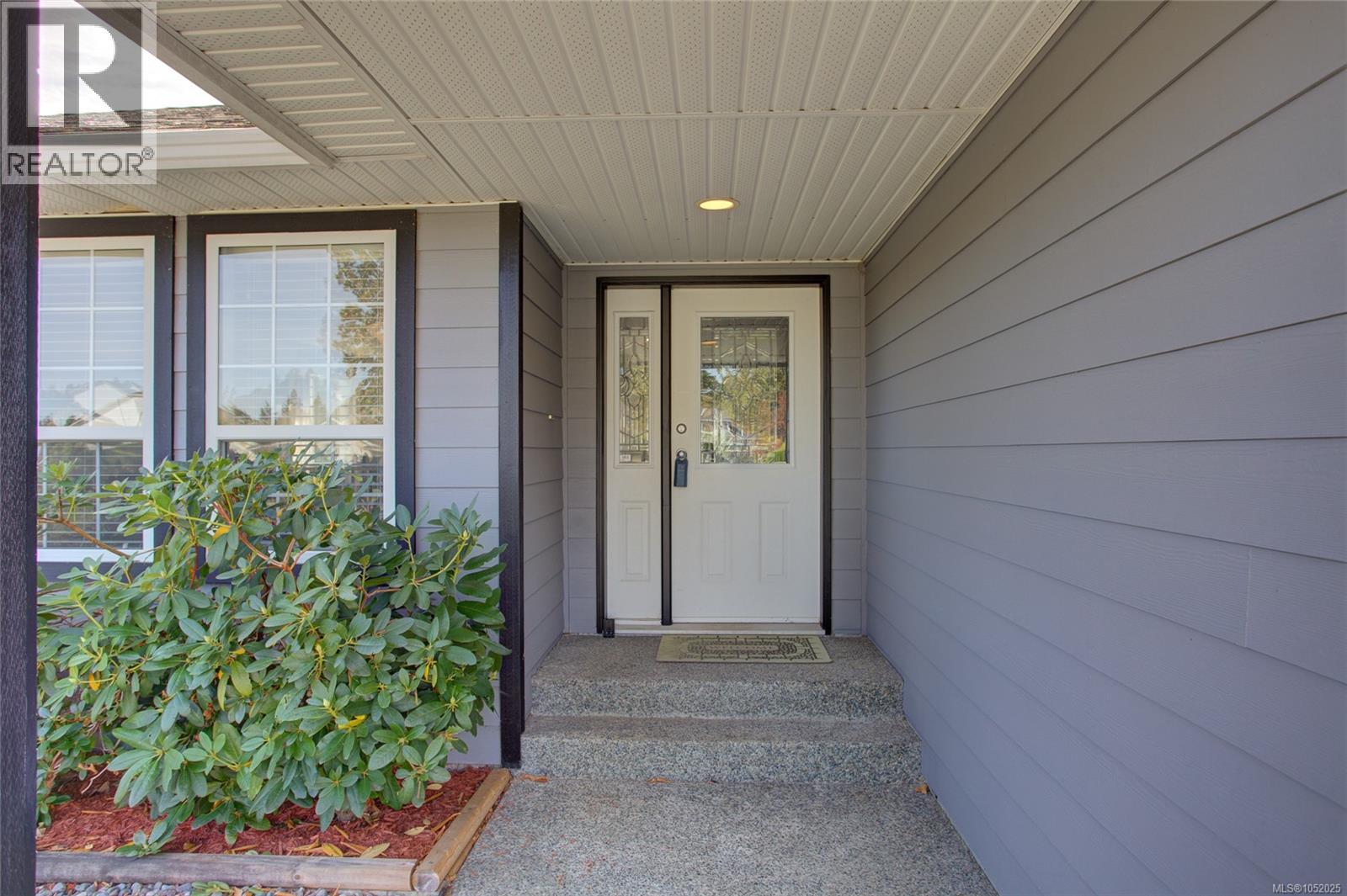 2538 Trillium Terr Property Photo 3