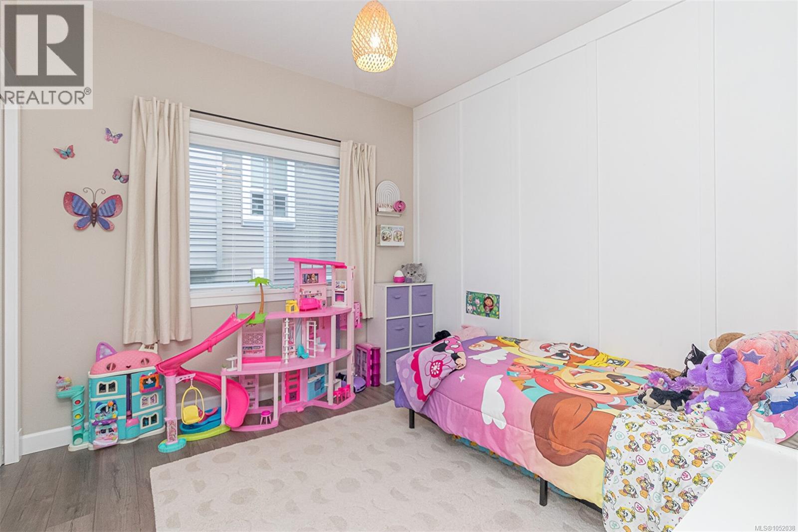 1725 Harambe Way Property Photo 28