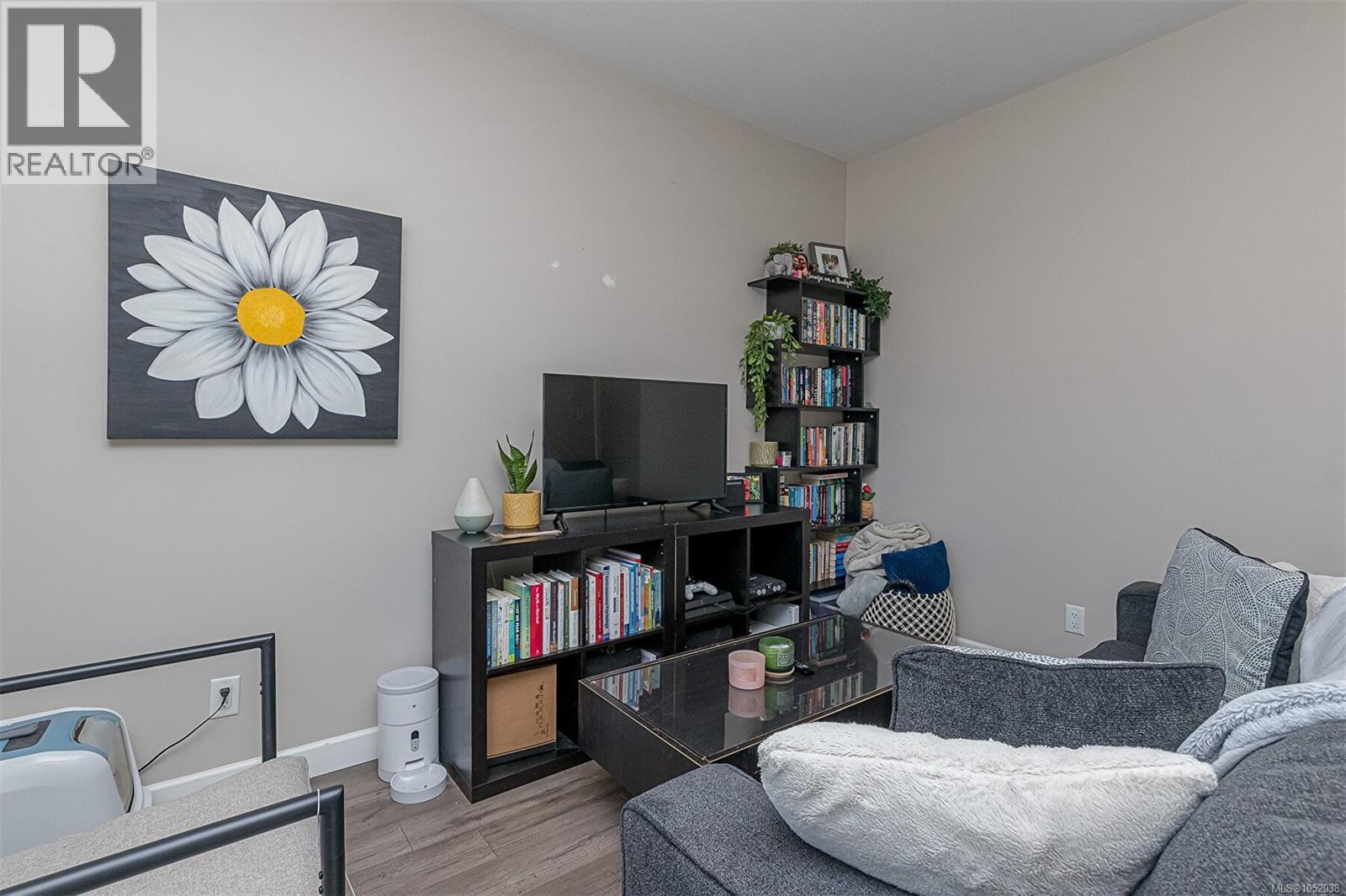 1725 Harambe Way Property Photo 49