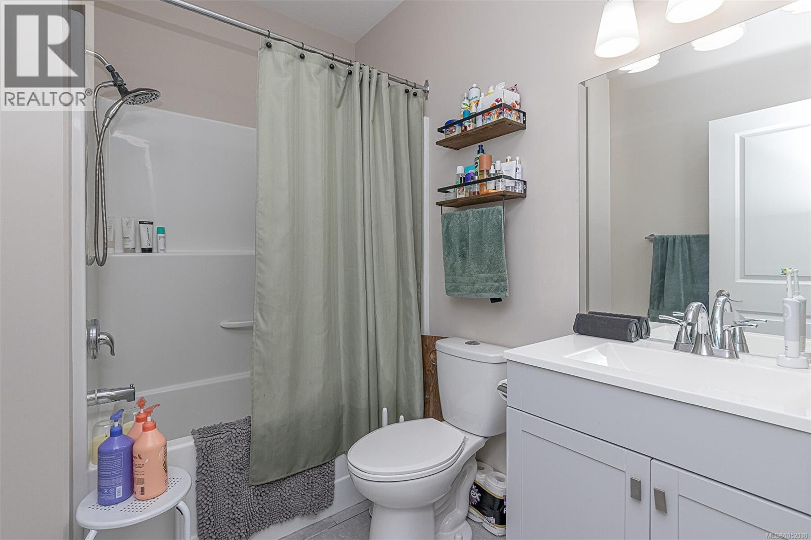 1725 Harambe Way Property Photo 57