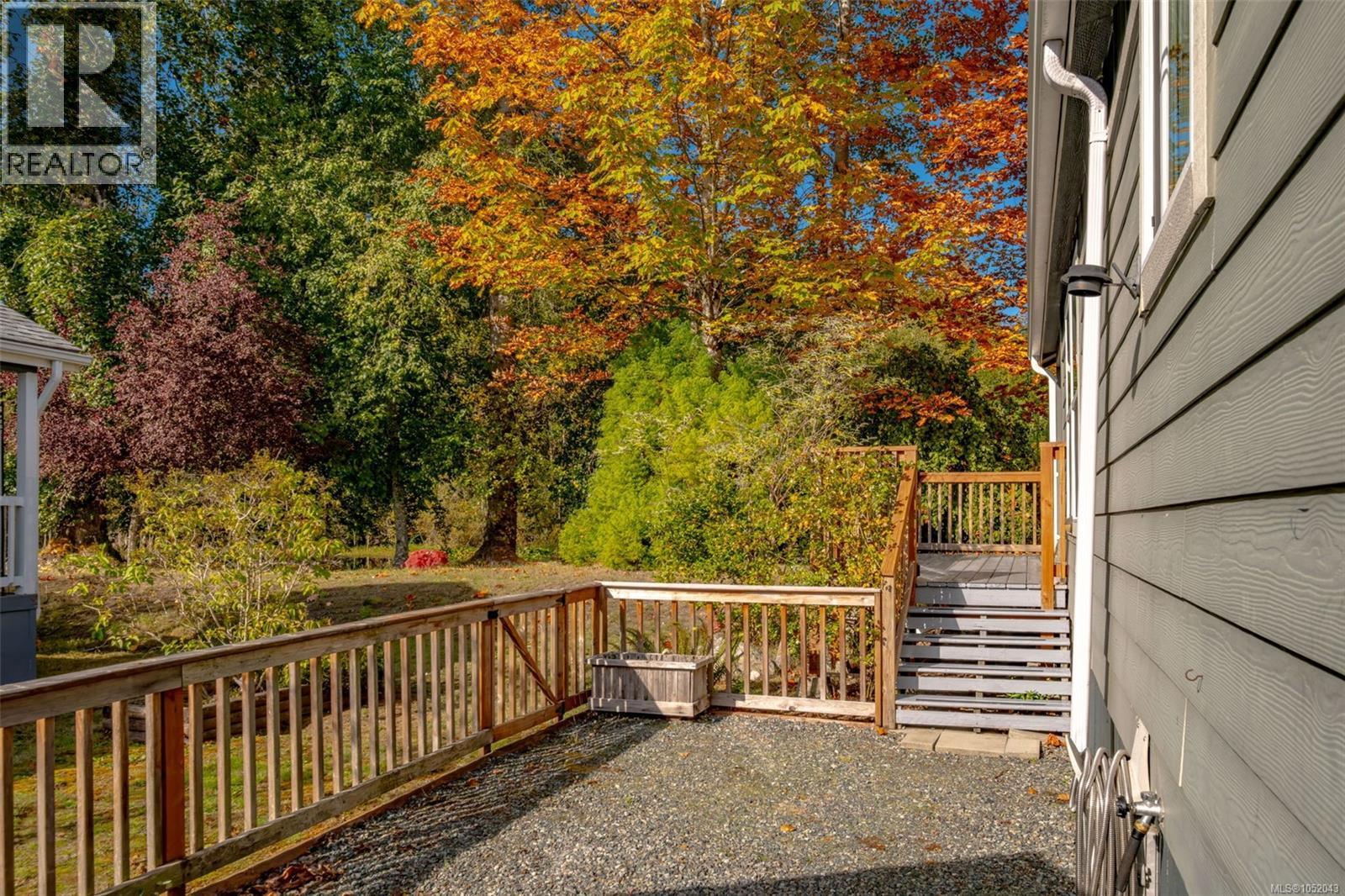 107 3042 River Rd Property Photo 24