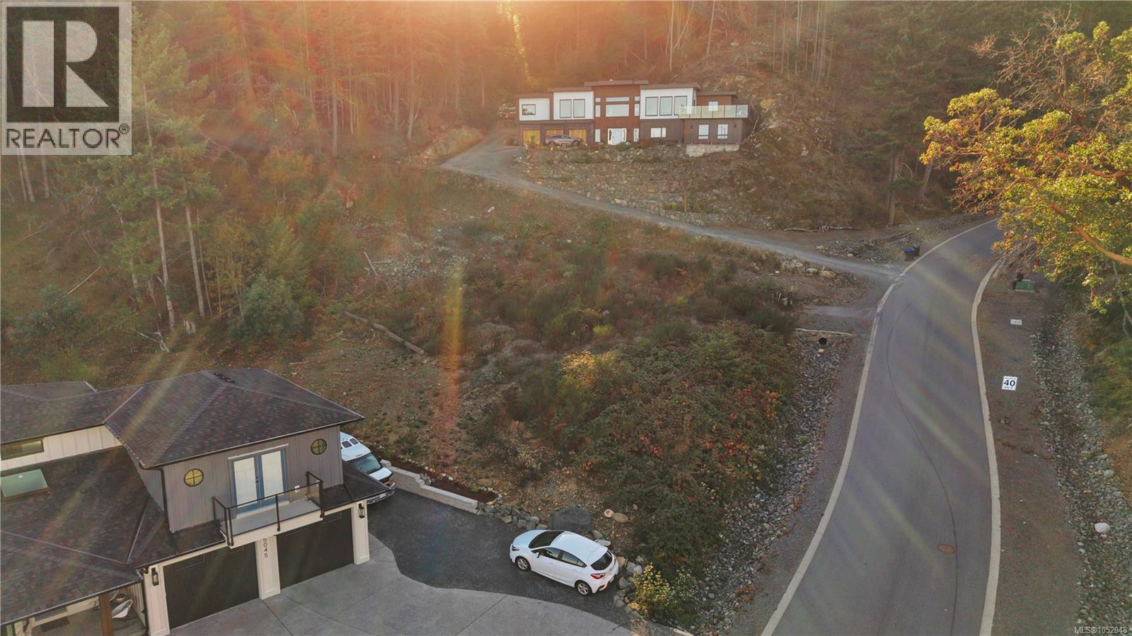 5055 Broad Ridge Pl Property Photo 16