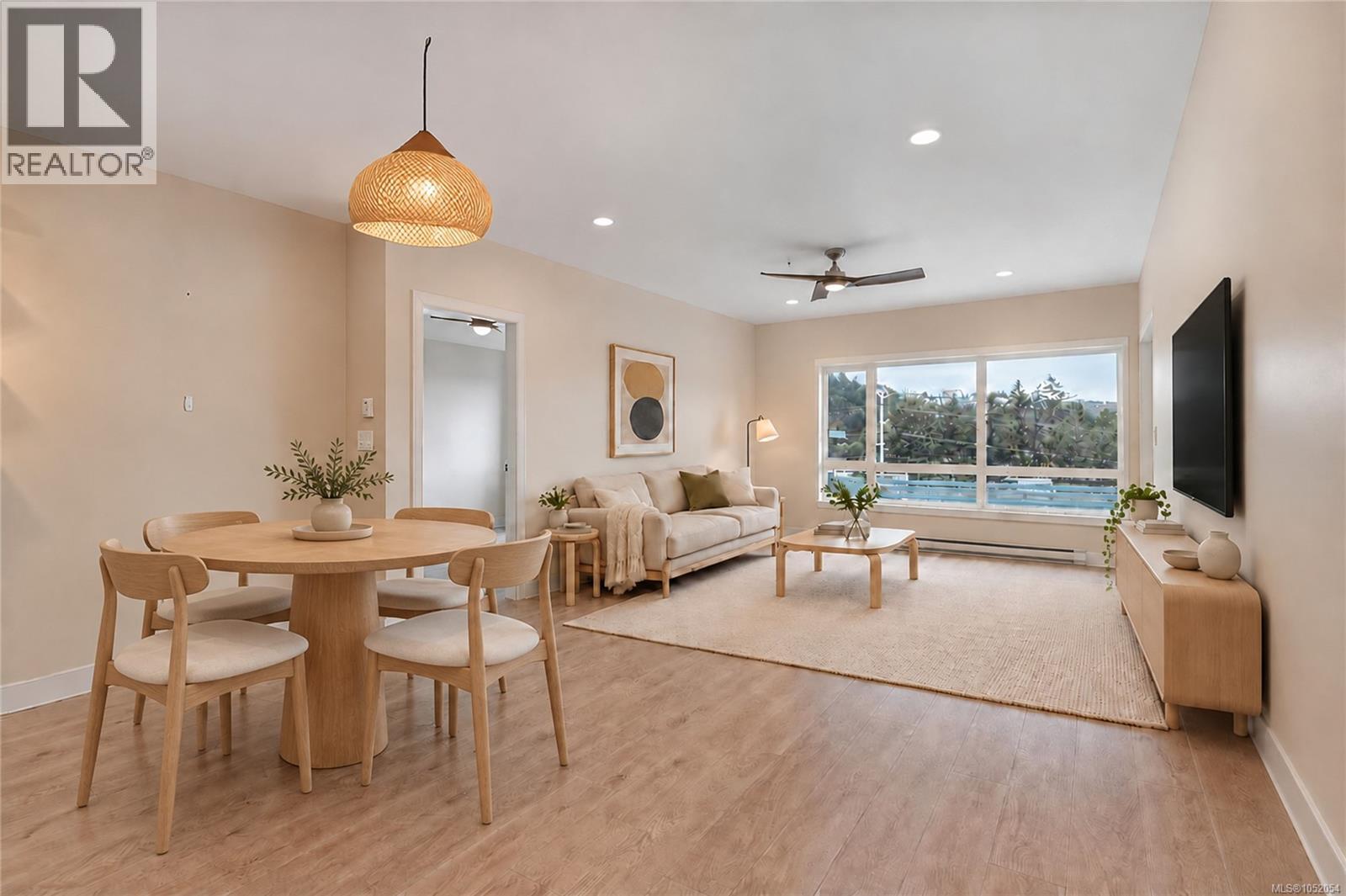 406 1311 Lakepoint Way Property Photo 8