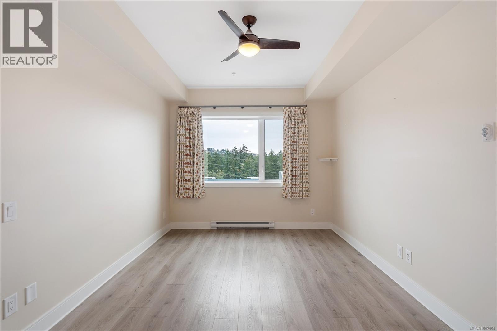 406 1311 Lakepoint Way Property Photo 18