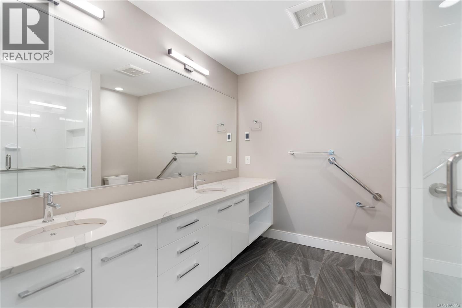 406 1311 Lakepoint Way Property Photo 22