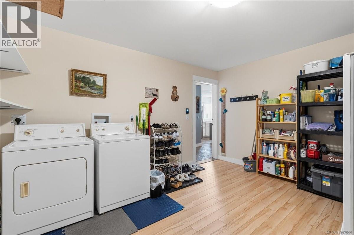 558 Johnstone Rd Property Photo 31