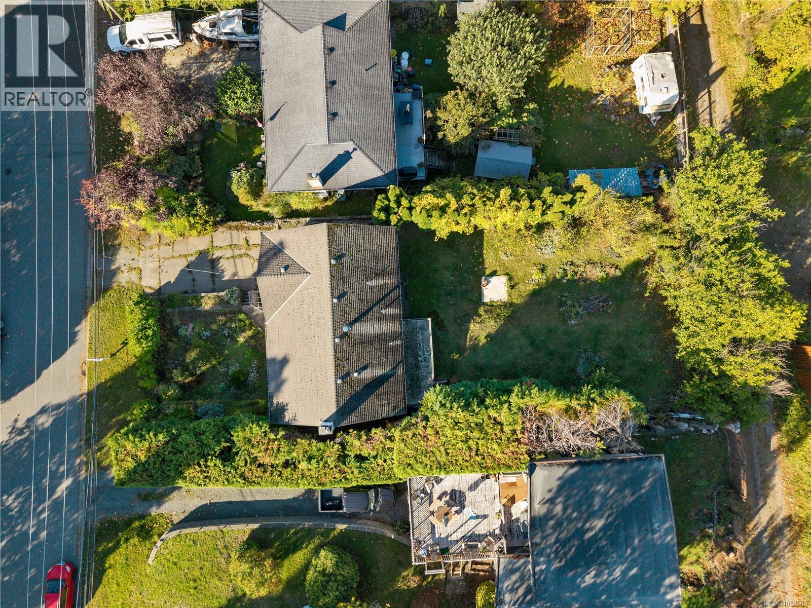 780 Westmere Rd Property Photo 1