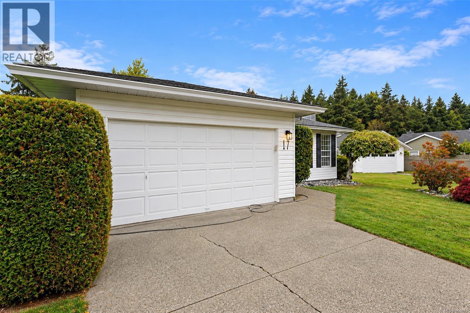 17 6766 Central Saanich Rd Property Photo 40