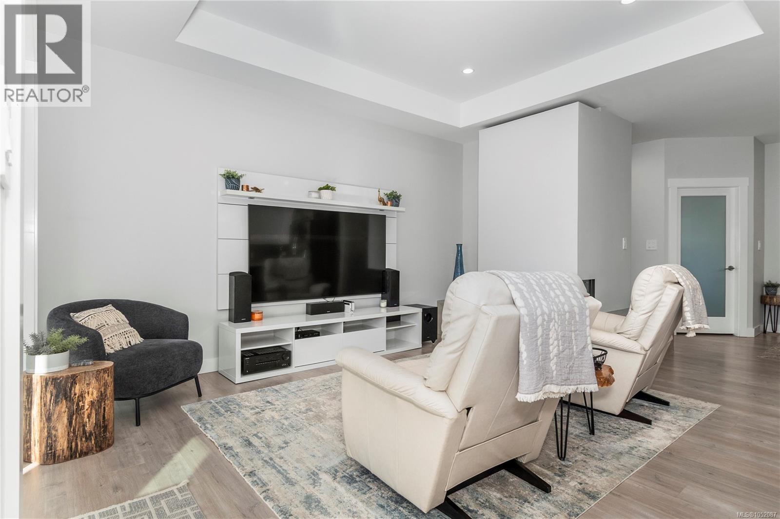 140 Walworth Rd Property Photo 13