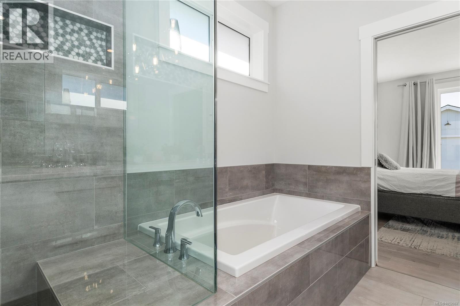 140 Walworth Rd Property Photo 21