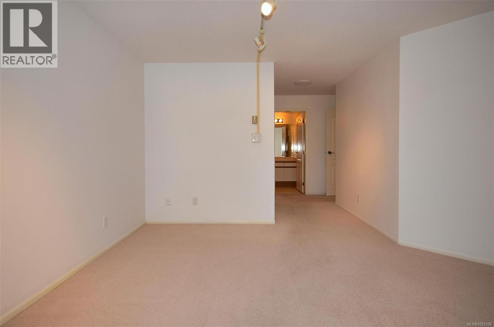 2176 2600 Ferguson Rd Property Photo 14