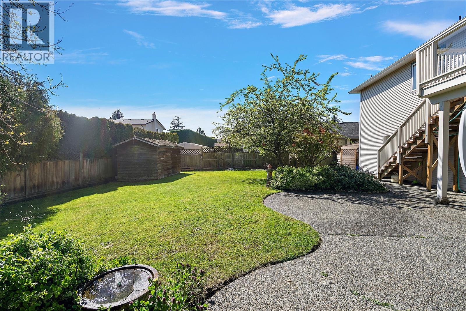 10347 Bowerbank Rd W Property Photo 3