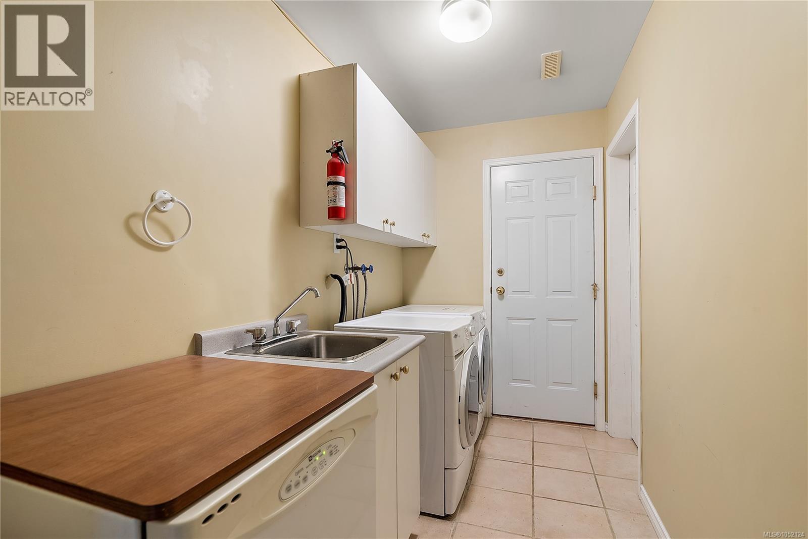 10347 Bowerbank Rd W Property Photo 23