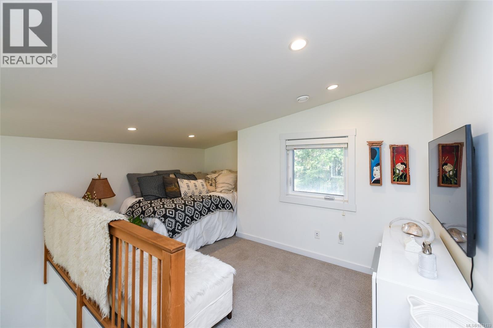 C 221 Glacier View Dr Property Photo 32