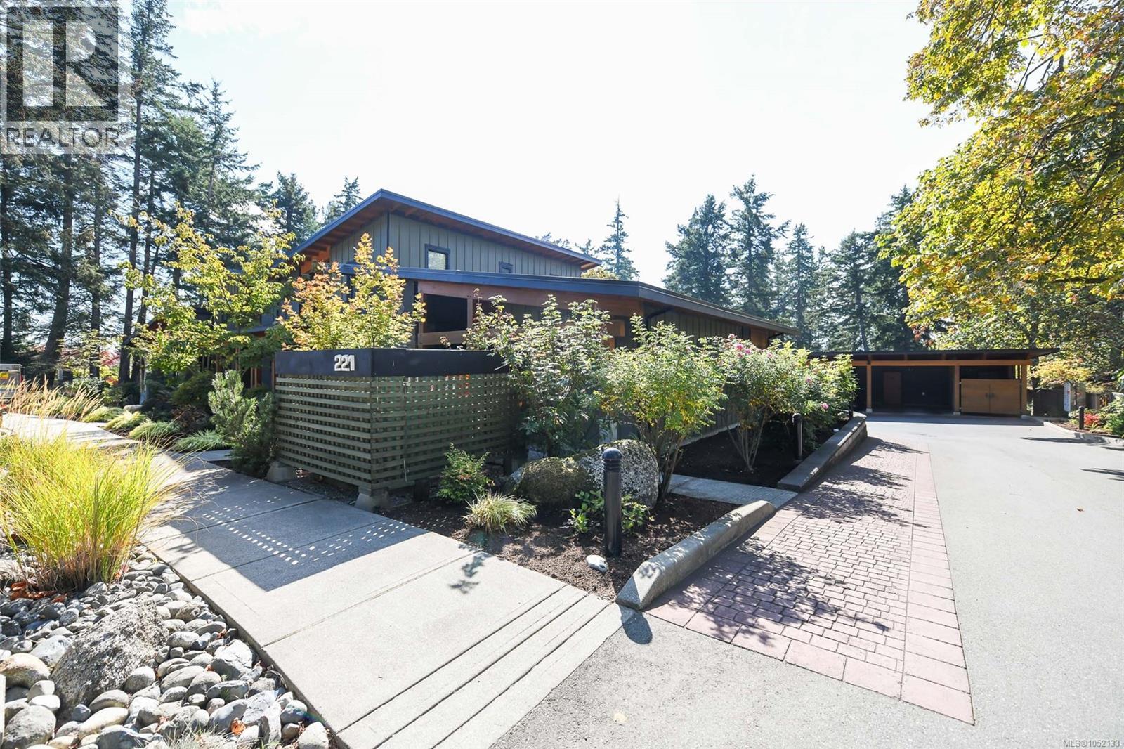 C 221 Glacier View Dr Property Photo 45