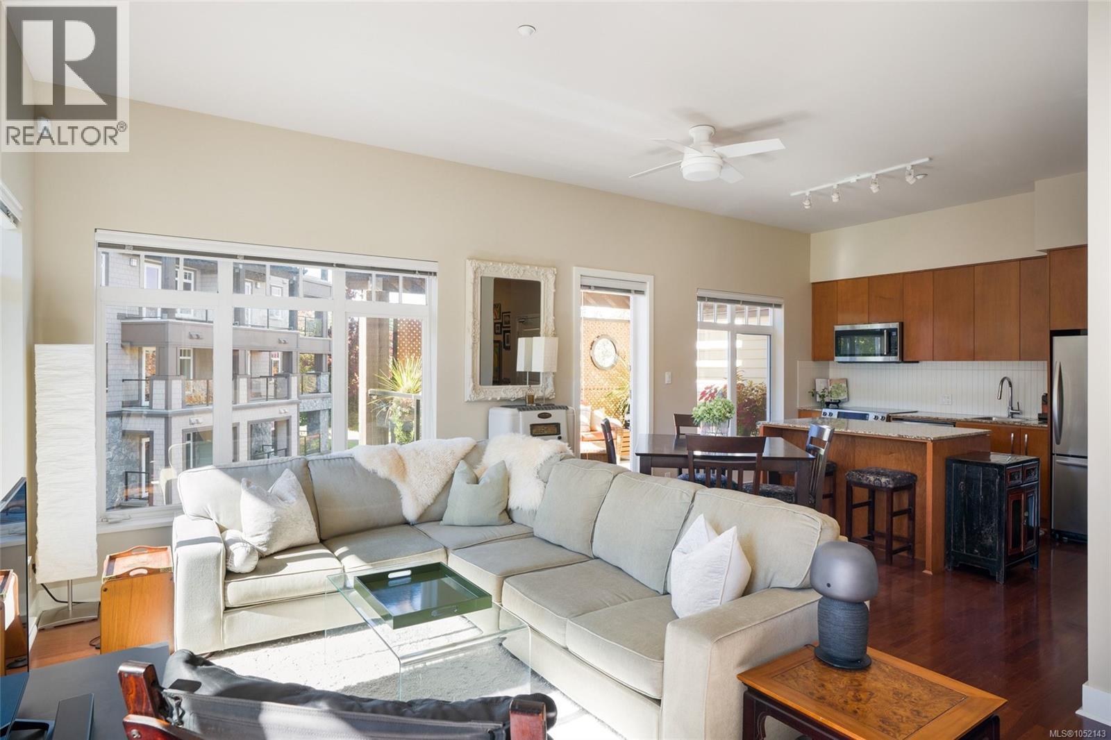 420 1375 Bear Mountain Pkwy Property Photo 4