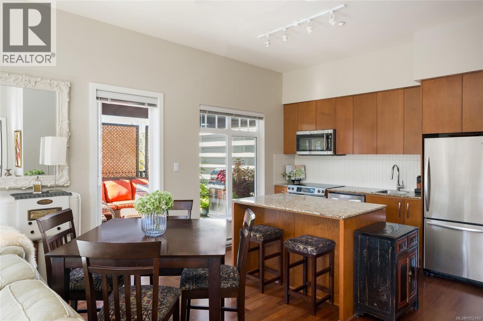 420 1375 Bear Mountain Pkwy Property Photo 8