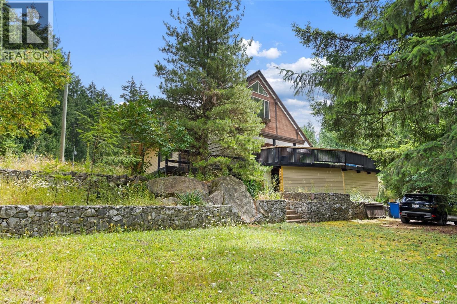2099 Shawnigan Lake Rd Property Photo 2
