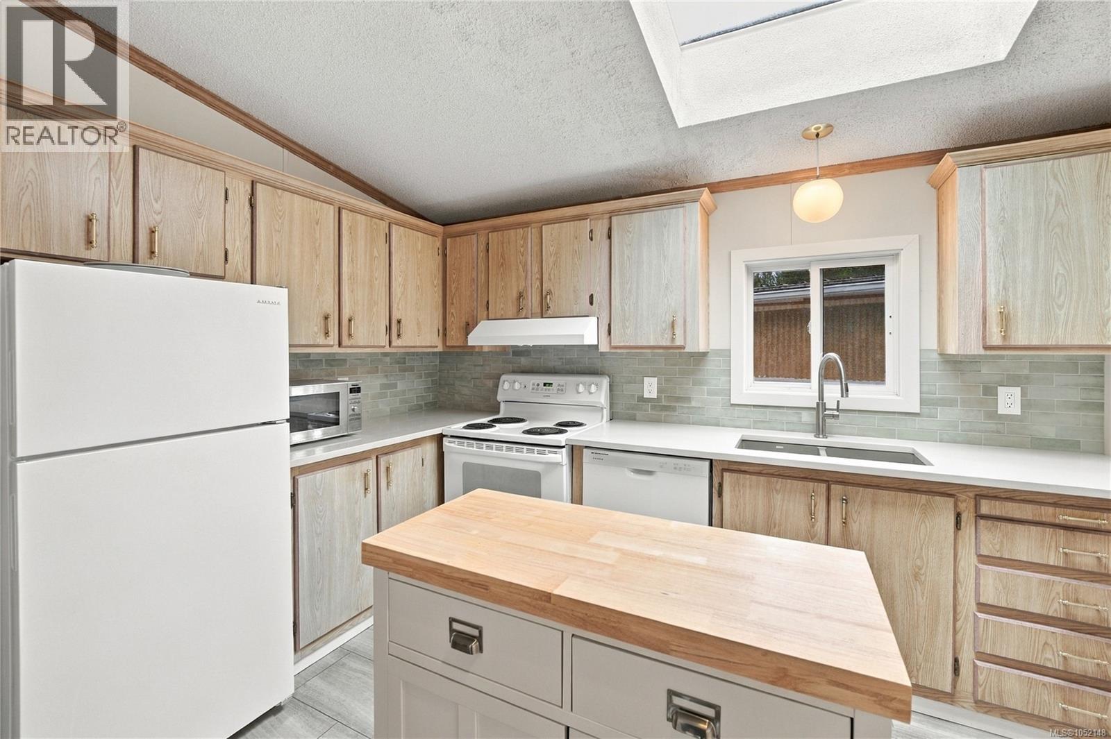 33 5854 Turner Rd Property Photo 12