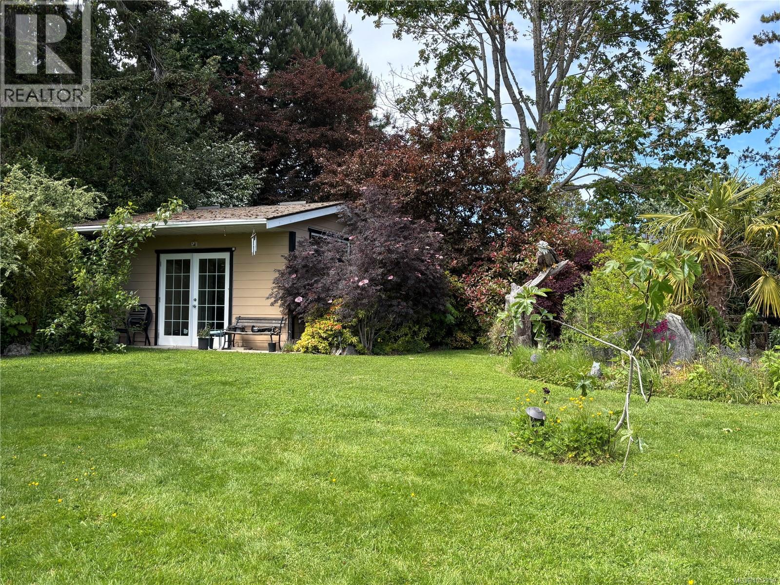 1158 Hadfield Ave Property Photo 33