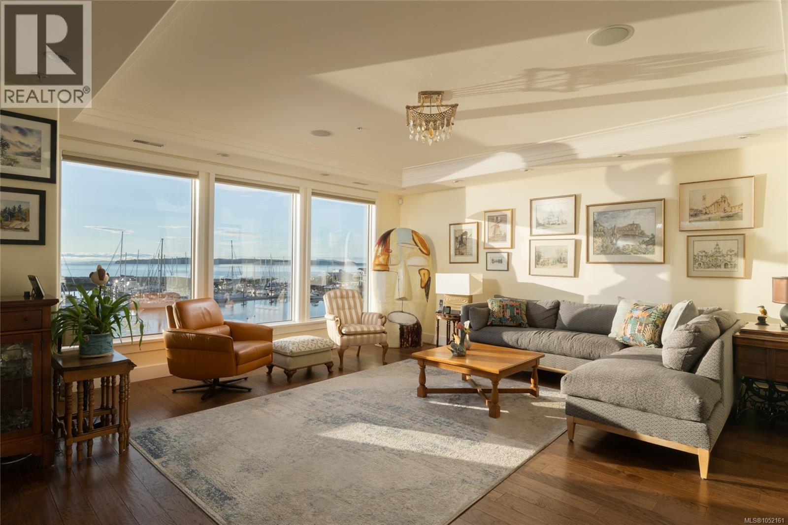 201 9949 Third St Property Photo 9