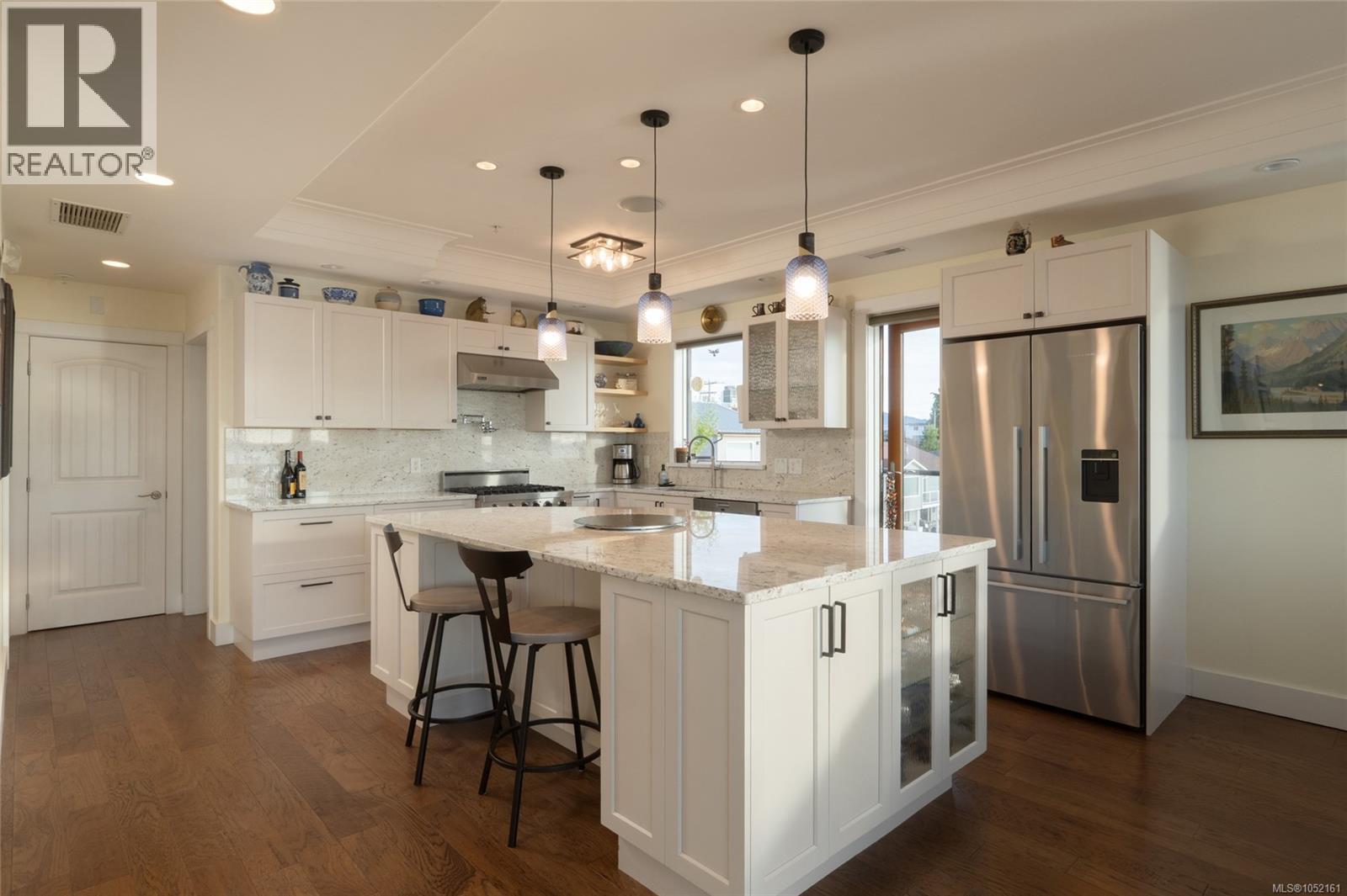 201 9949 Third St Property Photo 15