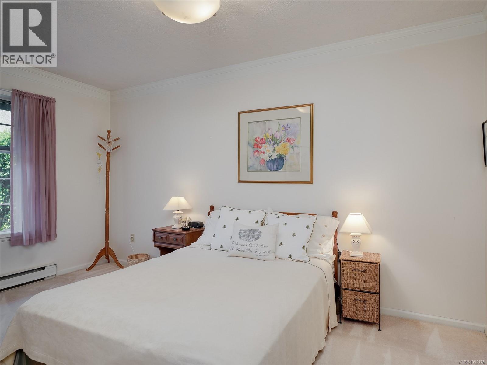 10 2566 Penrhyn St Property Photo 10