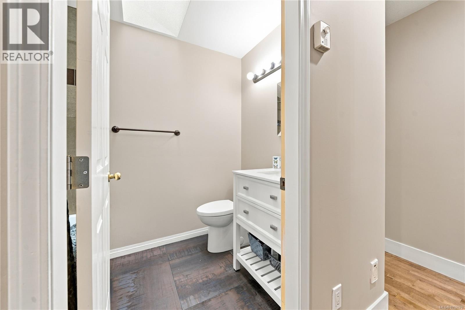832 Parkside Way Property Photo 18