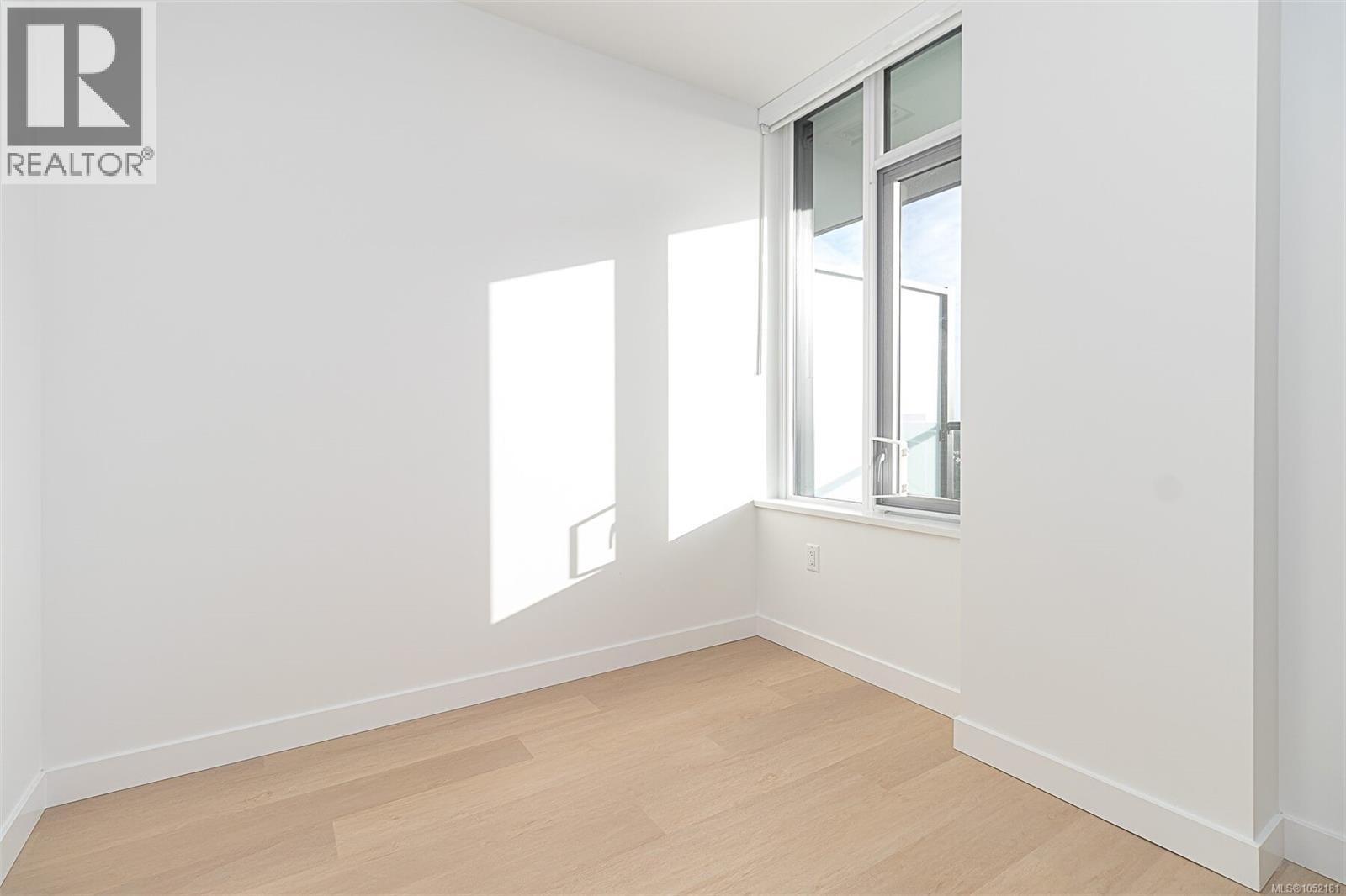 1010 1100 Yates St Property Photo 21