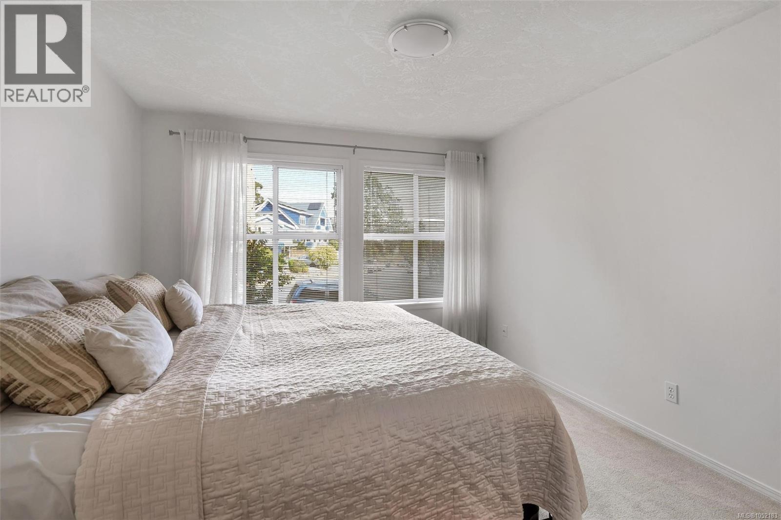 305 1593 Begbie St Property Photo 16