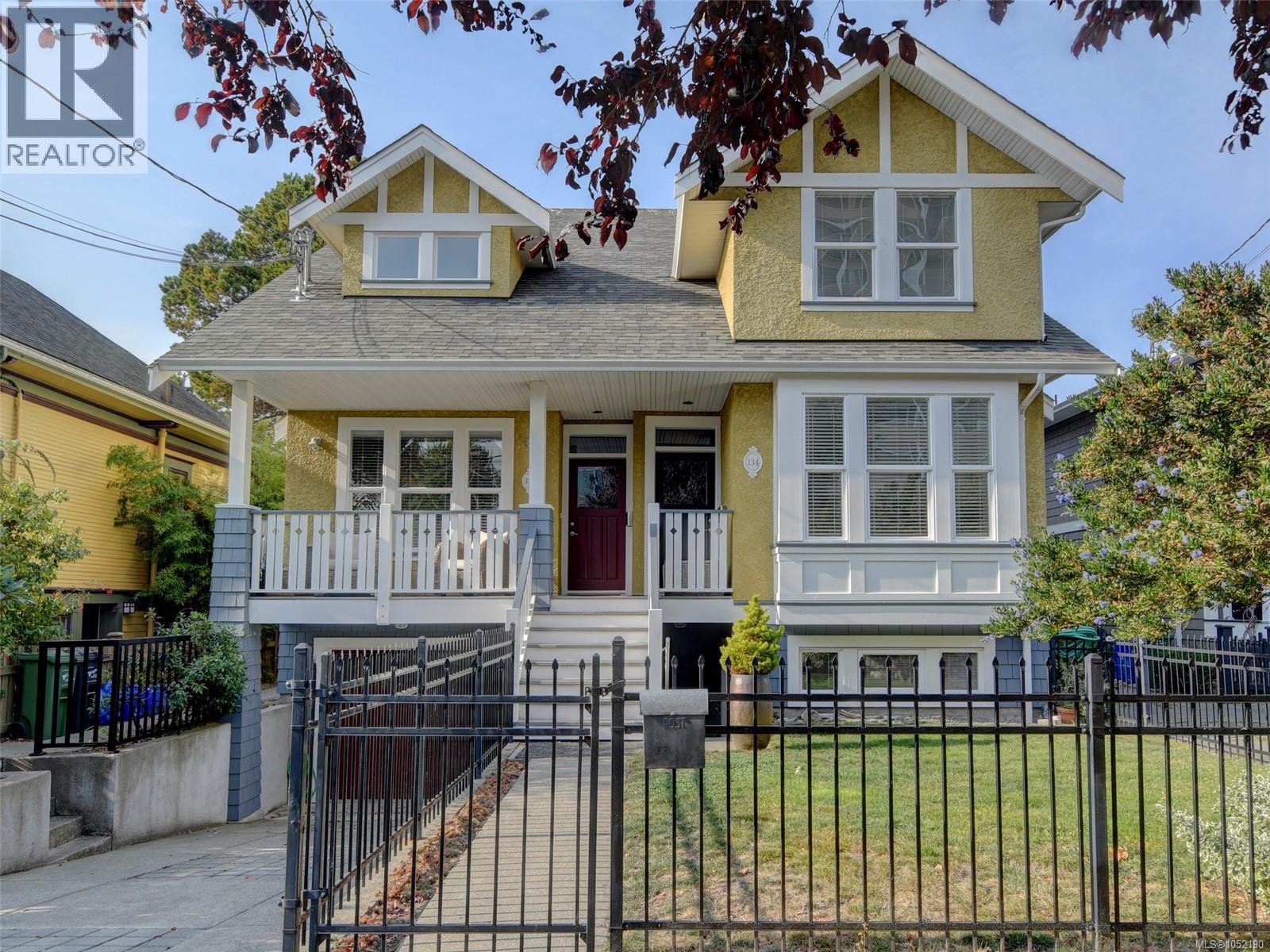 134 Clarence St