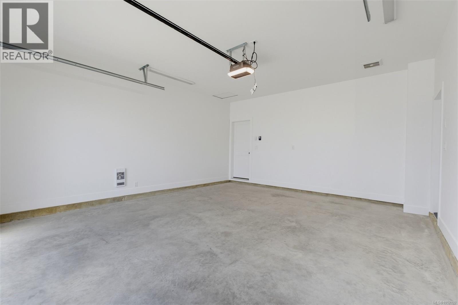 2029 Oakhill Pl Property Photo 28