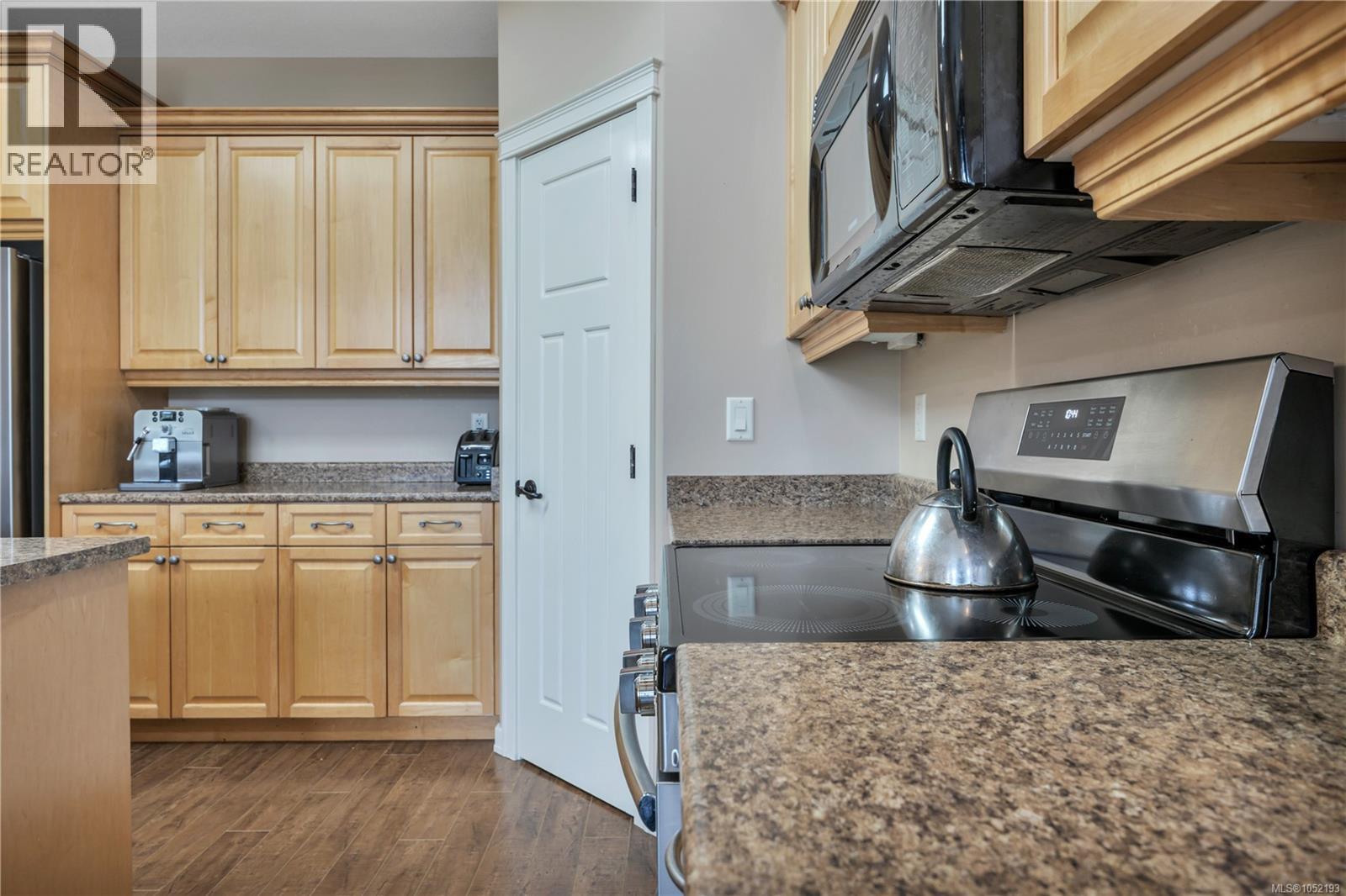 101 6245 Pleasant Ridge Pl Property Photo 18