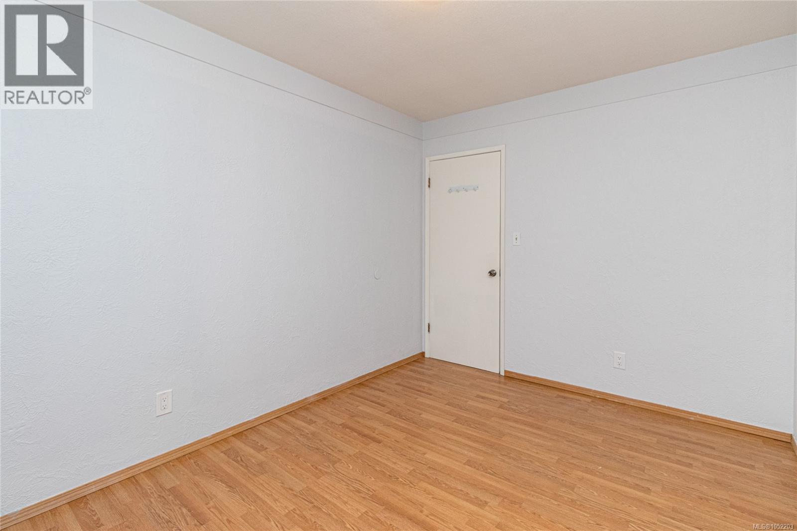 570 Cedarcrest Dr Property Photo 22