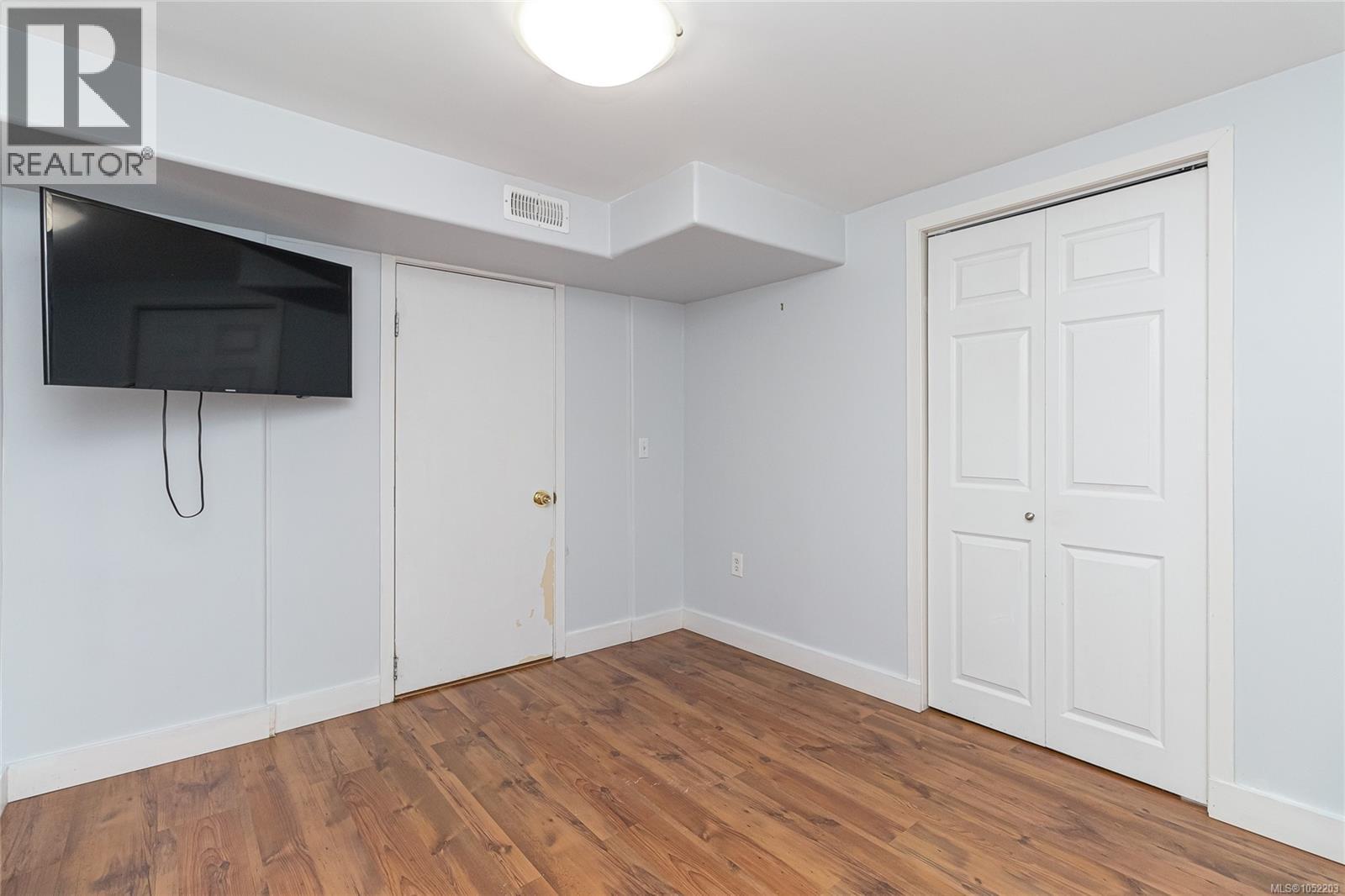 570 Cedarcrest Dr Property Photo 32
