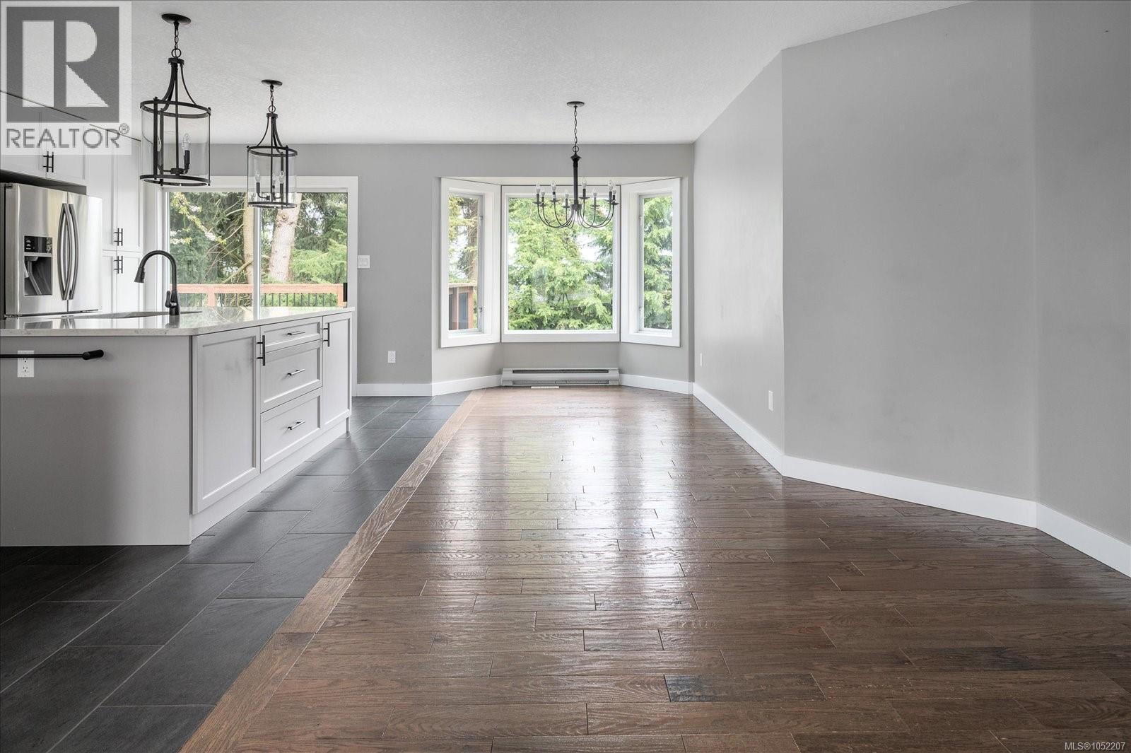 5701 Malibu Terr Property Photo 10