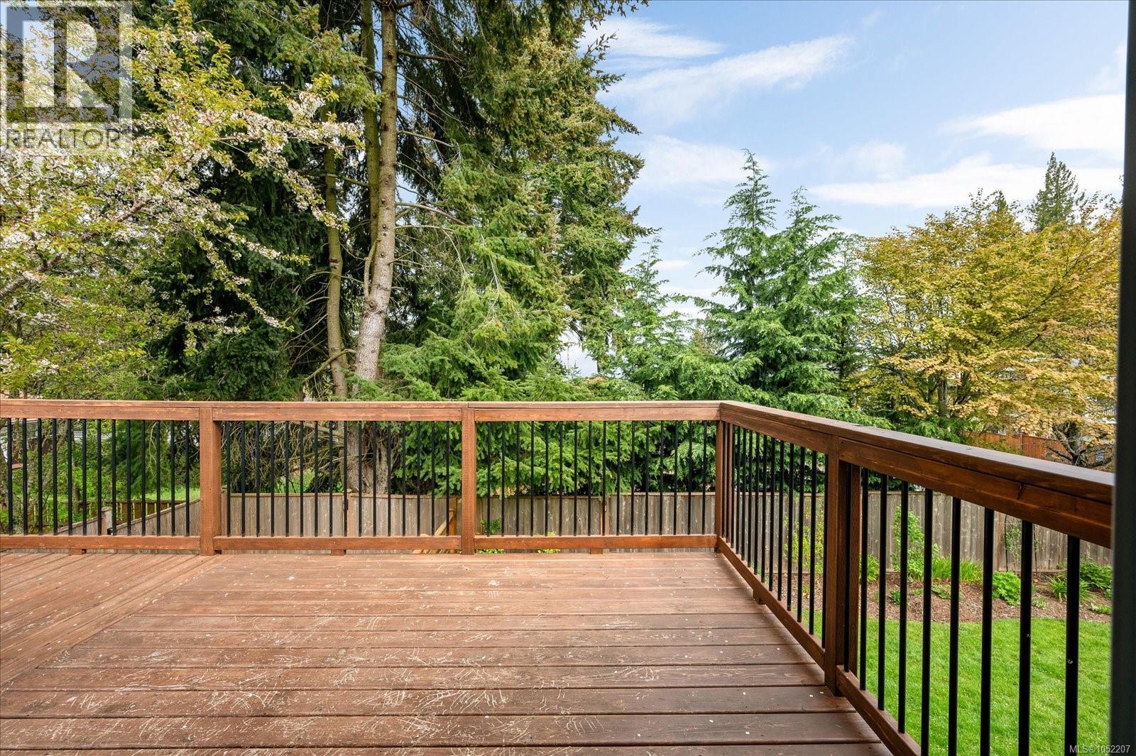 5701 Malibu Terr Property Photo 16