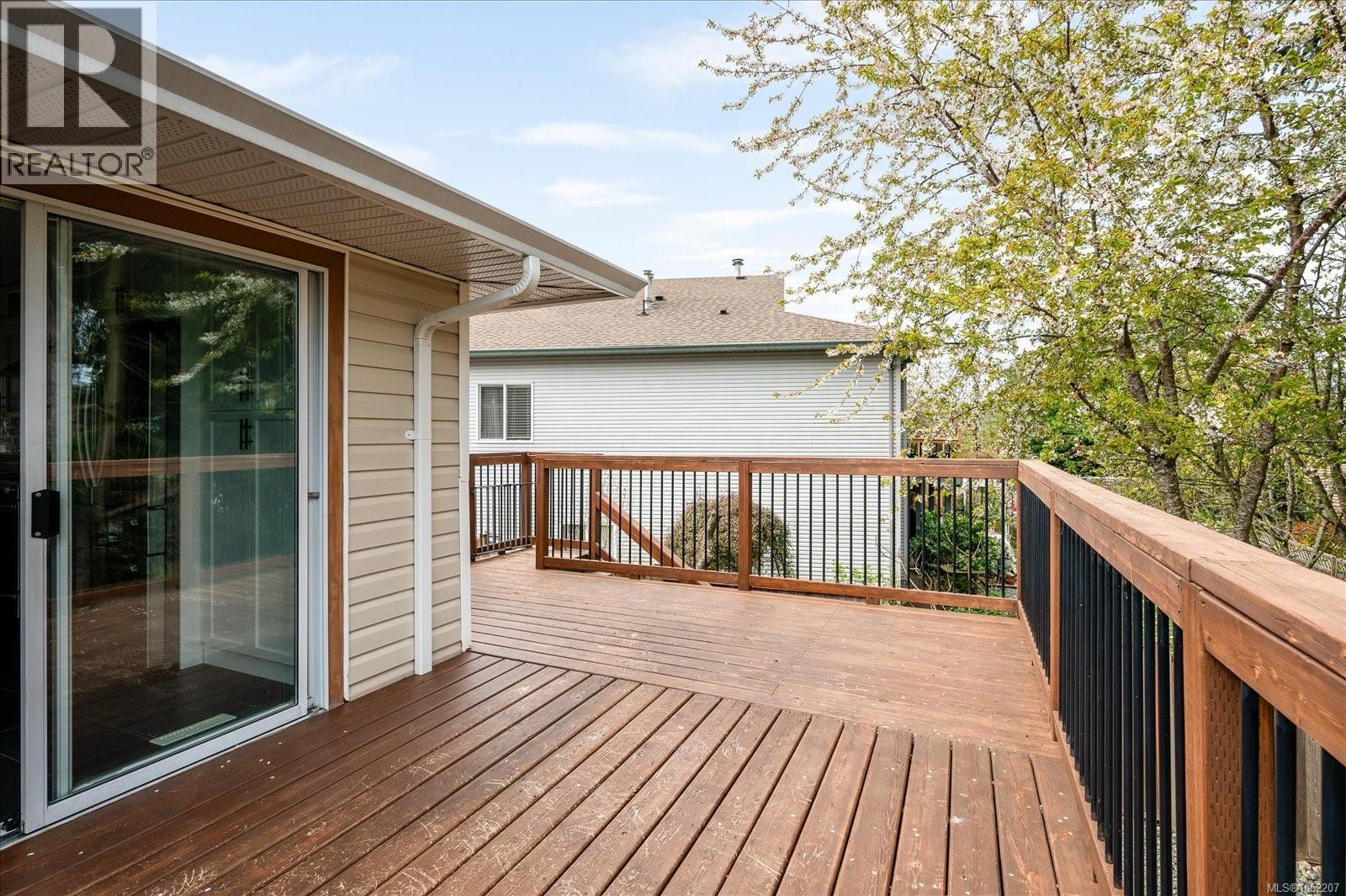5701 Malibu Terr Property Photo 19