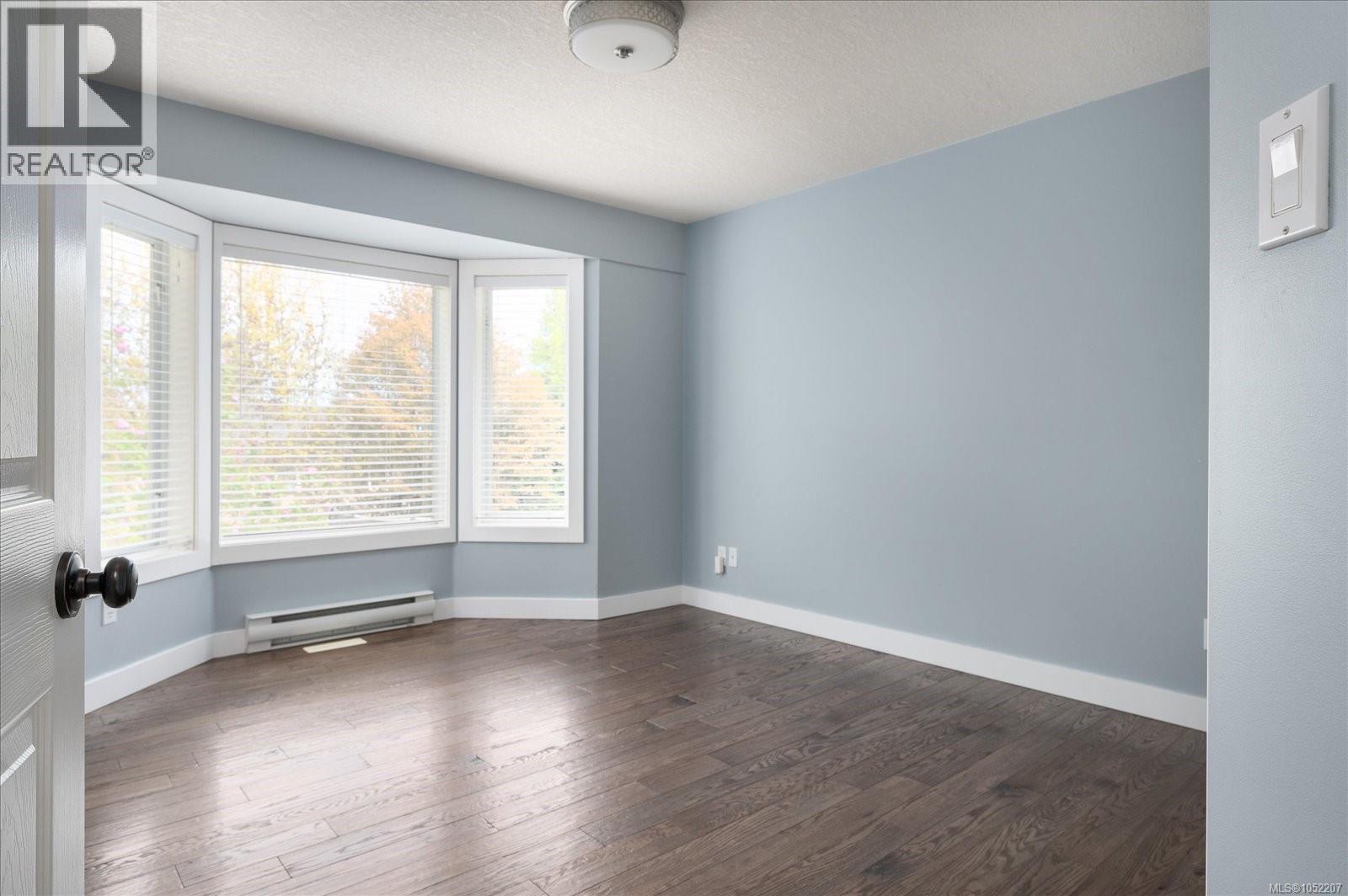 5701 Malibu Terr Property Photo 24