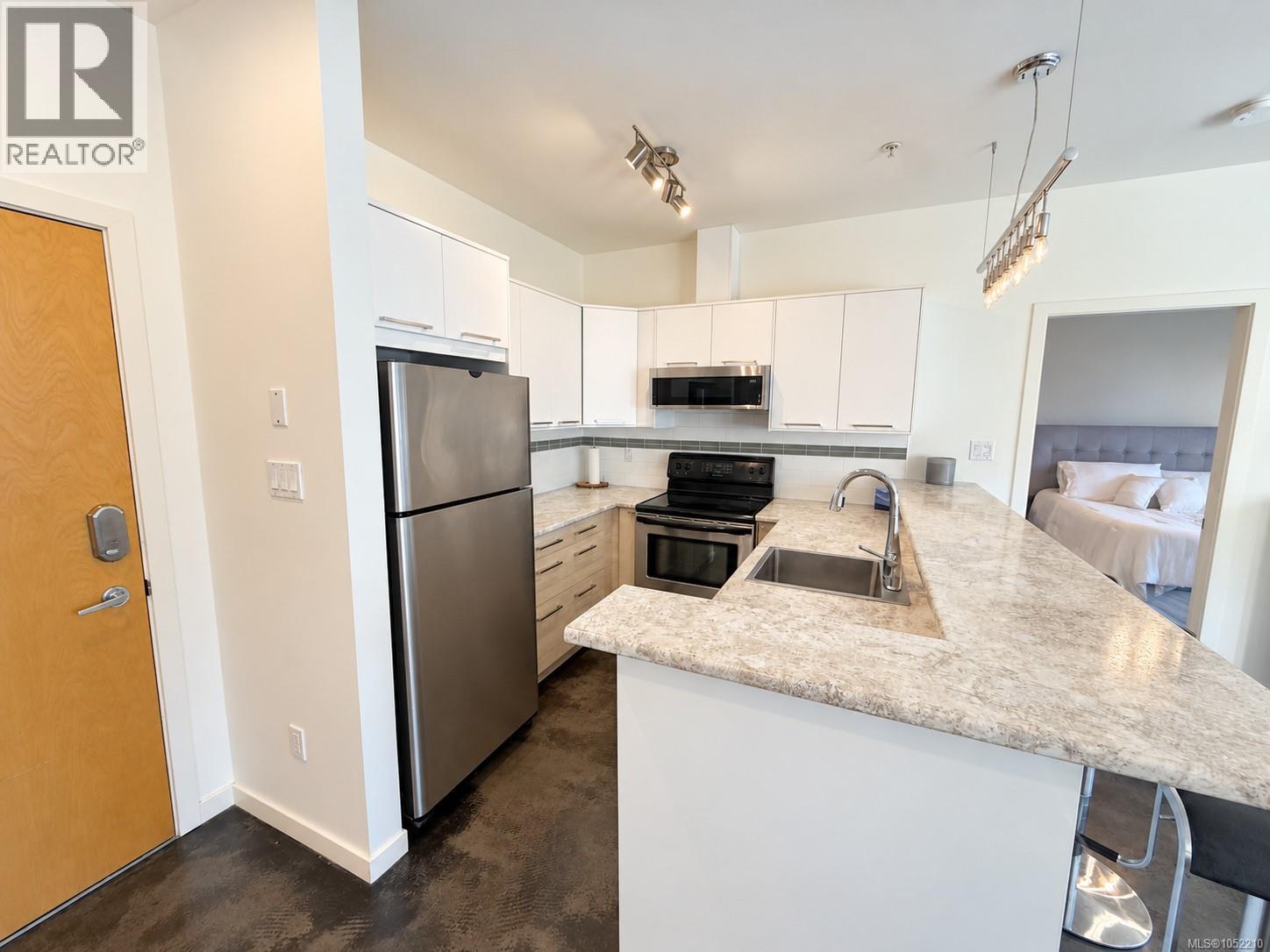 201 848 Mason St Property Photo 8